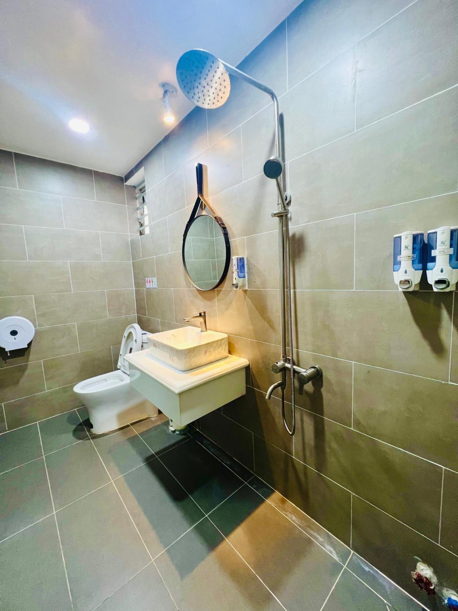 Khai Hoan Luxury Hotel Ben Cat Exterior photo